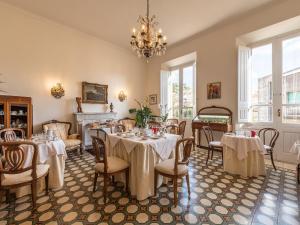 Fotografie z fotogalerie ubytování Palazzo Santa Caterina v destinaci Dorgali