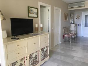 Kuchnia lub aneks kuchenny w obiekcie MI CAPRICHO, Beachfront, Grownfloor, Private Garden & Terrace