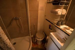 Koupelna v ubytování Gîte "L'Annexe du Parc" Sa Vue Splendide + 20 fotografií