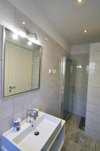 Kúpeľňa v ubytovaní Villa Perla with swimming pool, Lovran - Opatija