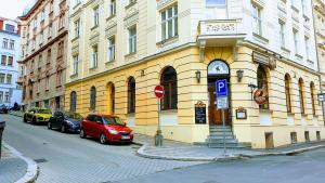 Budynek, w którym mieści się apartament