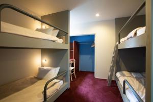 Двуетажно легло или двуетажни легла в стая в Takigahara Craft & Stay