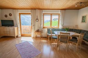 Sjónvarps- og/eða afþreyingartæki á Alpengasthof Eppensteiner