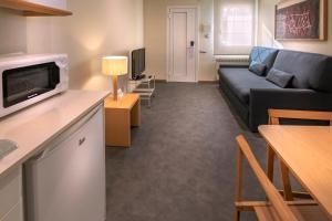 Kuchnia lub aneks kuchenny w obiekcie Apartments Playa de Castelldefels
