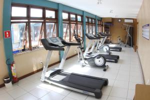 
The fitness center and/or fitness facilities at Amuarama Hotel
