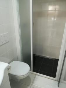 Koupelna v ubytování Apartmani Vidoš
