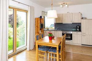 Η κουζίνα ή μικρή κουζίνα στο Ferienwohnung Granat +8 φωτογραφίες