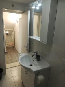 Koupelna v ubytování Apartmani Vidoš