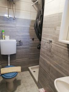 Koupelna v ubytování Apartments Ivo + 37 fotografií
