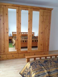 Posteľ alebo postele v izbe v ubytovaní Haus zur Therme