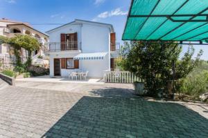 Budynek, w którym mieści się apartament