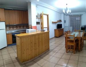 Una cocina o zona de cocina en Apartmentos Corona