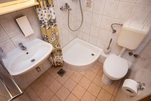 Kúpeľňa v ubytovaní AGA beach suites