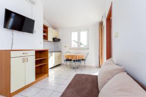 Kuchyňa alebo kuchynka v ubytovaní AGA beach suites