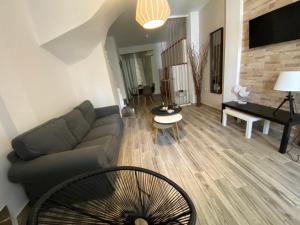 TV a/nebo společenská místnost v ubytování Christina Apartments