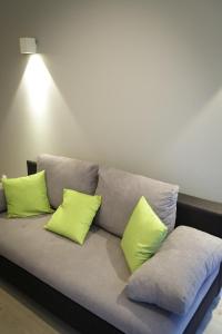 Posedenie v ubytovaní Modern Silver Apartment + 2 fotografie