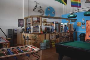 The lounge or bar area at Ostello Salento