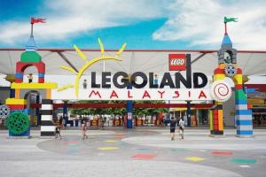 Sijil, anugerah, tanda atau dokumen lain yang dipamerkan di D'Pristine Theme Suite by Nest Home at LEGOLAND