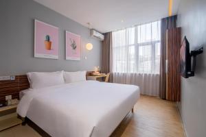 Foto da galeria de Shenzhen Dongmen Colour Hotel em Shenzhen