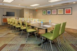 Gallery image of Holiday Inn Express Milwaukee - West Medical Center, an IHG Hotel in Wauwatosa