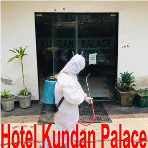 Certifikát, hodnocení, plakát nebo jiný dokument vystavený v ubytování Hotel Kundan Palace