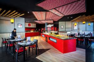 Restaurace v ubytování Hotel Riu Papayas - All Inclusive