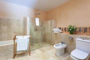Een badkamer bij Finca Hotel Son Palou