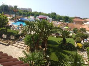 Bazén v ubytovaní Hotel Esplendid alebo v jeho blízkosti