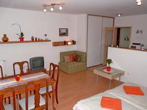 Posedenie v ubytovaní Raday Central Apartment