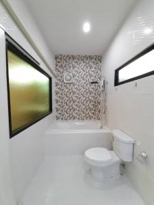 Home resort tesisinde bir banyo