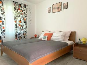 Posteľ alebo postele v izbe v ubytovaní Apartment GardenView - New!