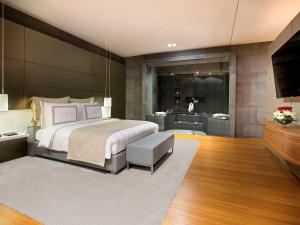 Katil atau katil-katil dalam bilik di La Cigale Hotel Managed by Accor