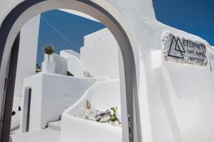 Foto dalla galleria di Eternity Suites Santorini a Firà