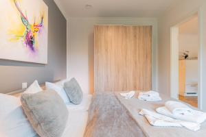 Postel nebo postele na pokoji v ubytování Residenz Seestern + 37 fotografií