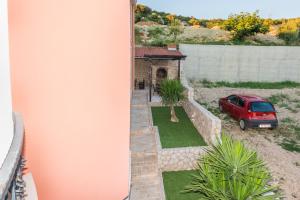 Vonkajšia záhrada v ubytovaní Villa Sv. Petar