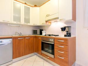 Η κουζίνα ή μικρή κουζίνα στο Apartment Marija by Interhome