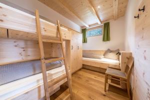 Posteľ alebo postele v izbe v ubytovaní Apartment Rosmarin - Kuenhof