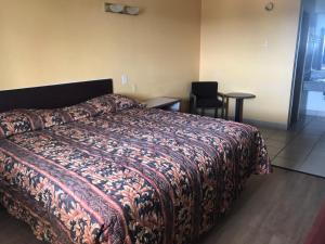 Gallery image of Lone Star Inn in Carrollton