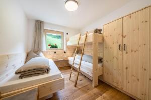 Katil atau katil-katil dalam bilik di Apartment Lavendel - Kuenhof