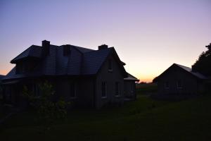 Pohľad na východ alebo západ slnka z penziónu alebo blízkeho okolia