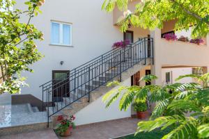 Zahrada ubytování Apartmani Antonija