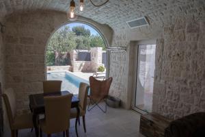 Gallery image of Trulli Pietraviva with Pool in Santa Lucia