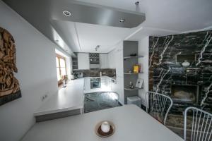 Kuchyň nebo kuchyňský kout v ubytování Haus Bergkastelblick + 27 fotografií