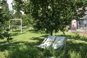 Gästehaus Benediktinerstift Göttweig - Bed & Breakfast Monastery外面的花园