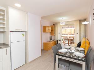 Kuchyň nebo kuchyňský kout v ubytování Apartment Alda by Interhome + 12 fotografií