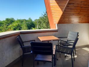 Balkón nebo terasa v ubytování Balaton Holiday