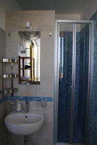 A bathroom at ibagnanti
