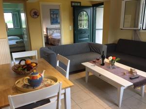 A seating area at Casa memories