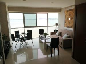 Gallery image of Puerto Santa Ana Suites Guayaquil in Guayaquil