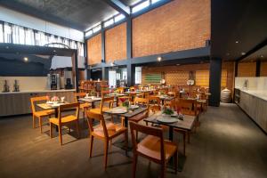 Restavracija oz. druge možnosti za prehrano v nastanitvi ONOMO Hotel Dakar